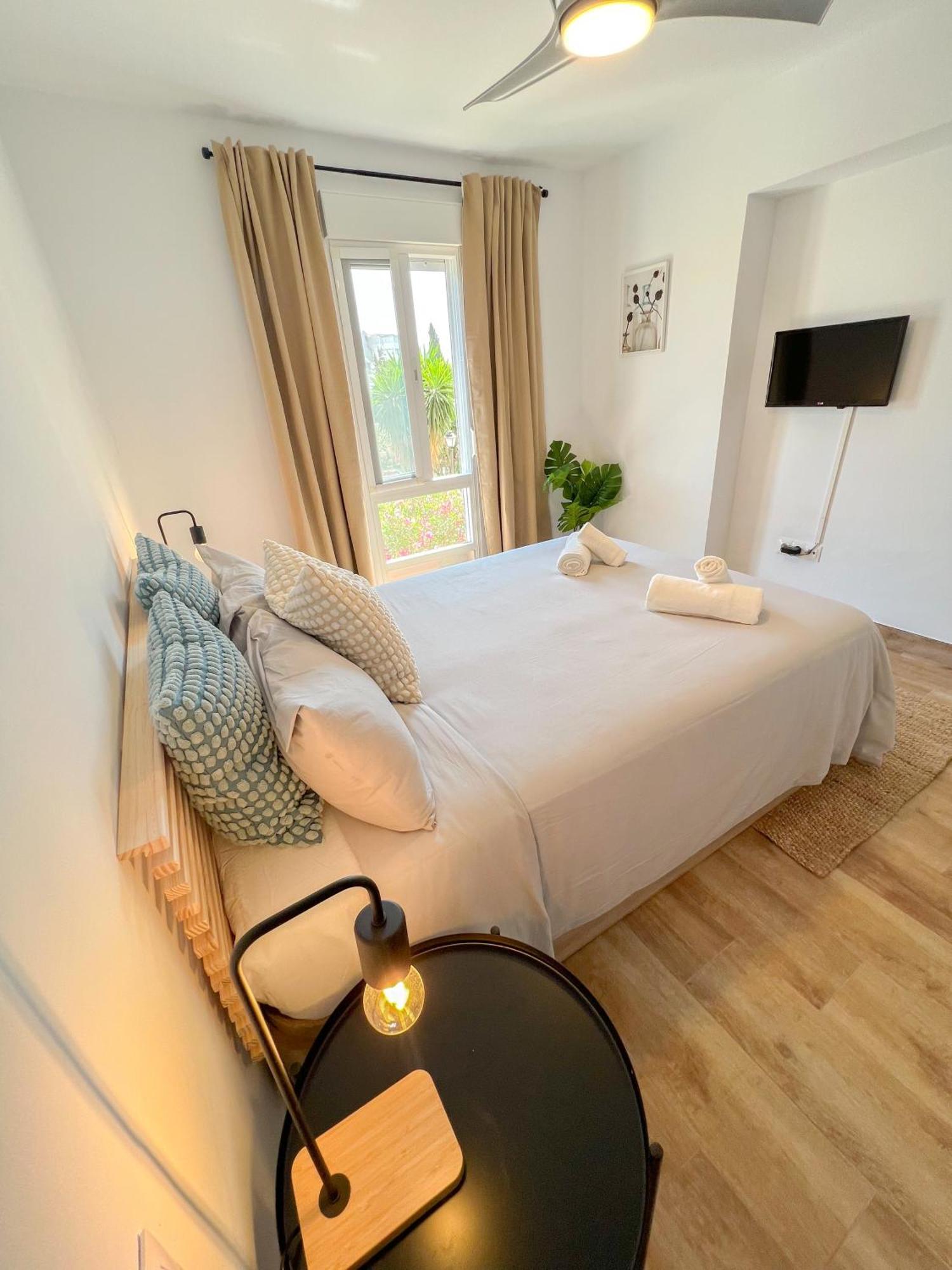 Bright & Cozy Apartment Acuario Beach&Pool Benalmadena Ngoại thất bức ảnh